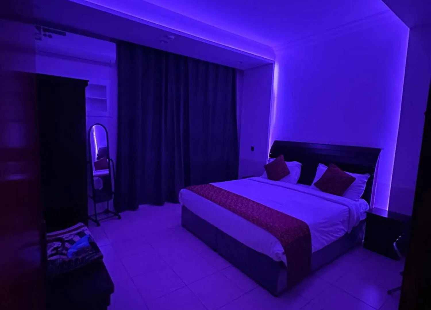 الديوان النجدي للشقق المخدومة Ukaz Saudi Arabia