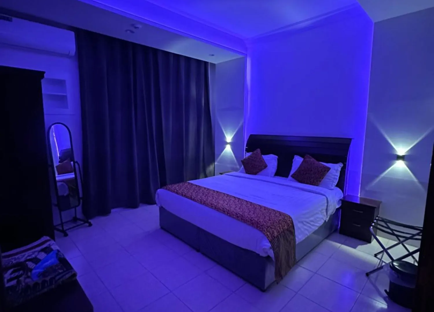 الديوان النجدي للشقق المخدومة Ukaz Apartment