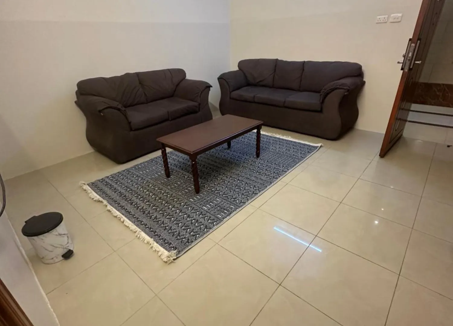 الديوان النجدي للشقق المخدومة Ukaz Saudi Arabia